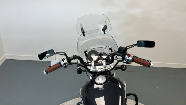 Royal Enfield Super Meteor 650 Celestial (23MY)